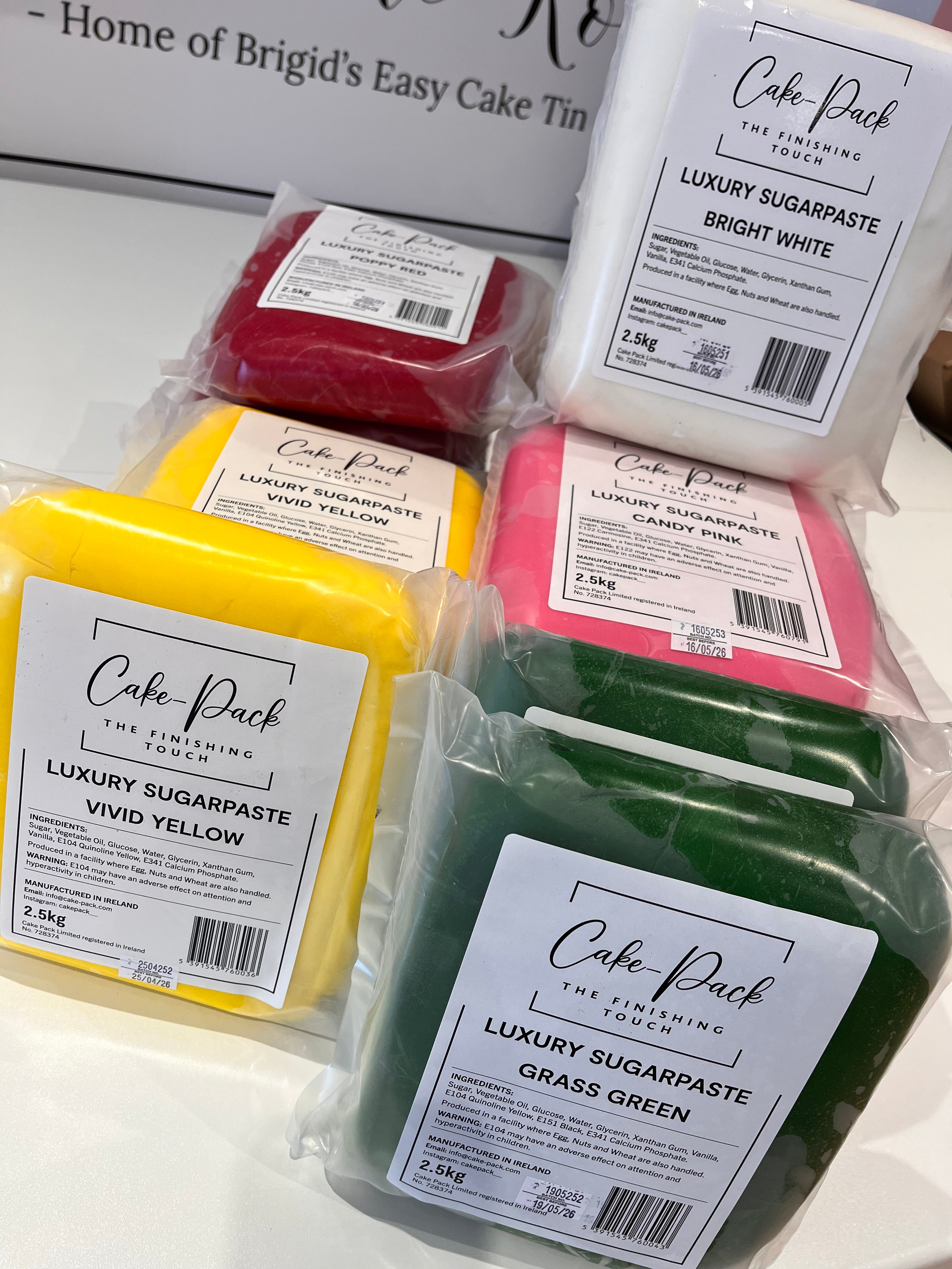 Cake - Pack Luxury Sugarpaste 2.5kg