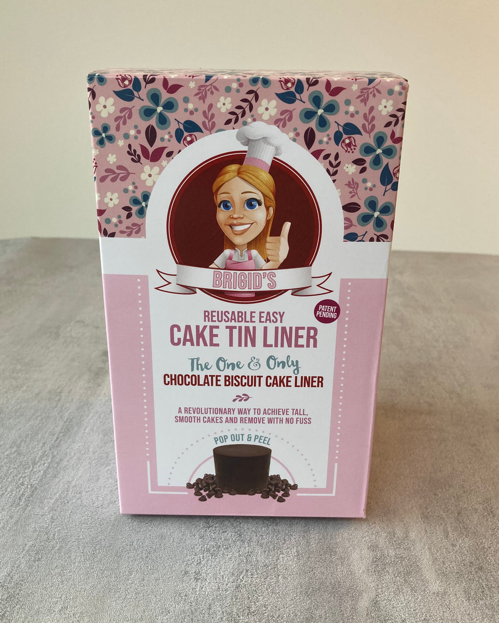 chocolate biscuit cake tin liner