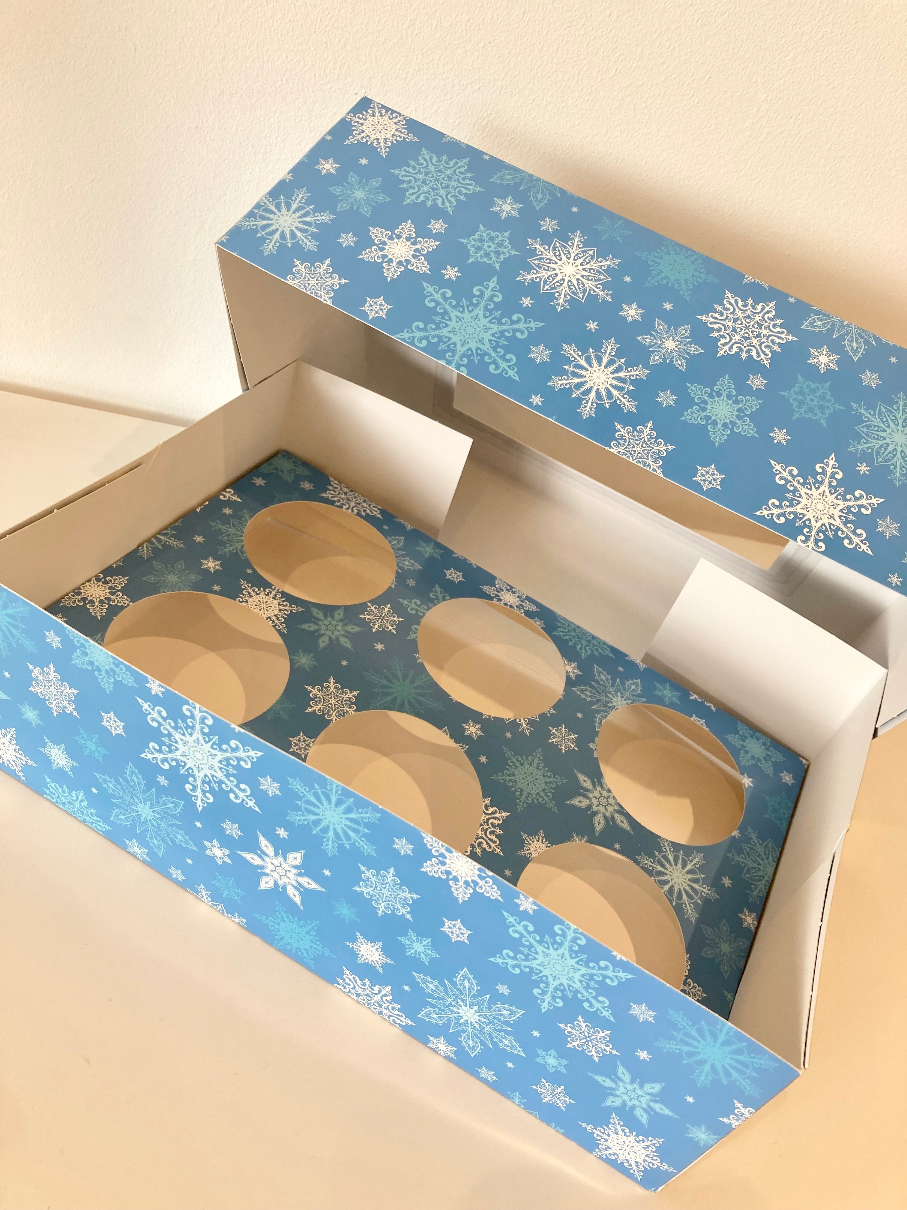 6 Cavity Blue Snowflake Cupcake Box